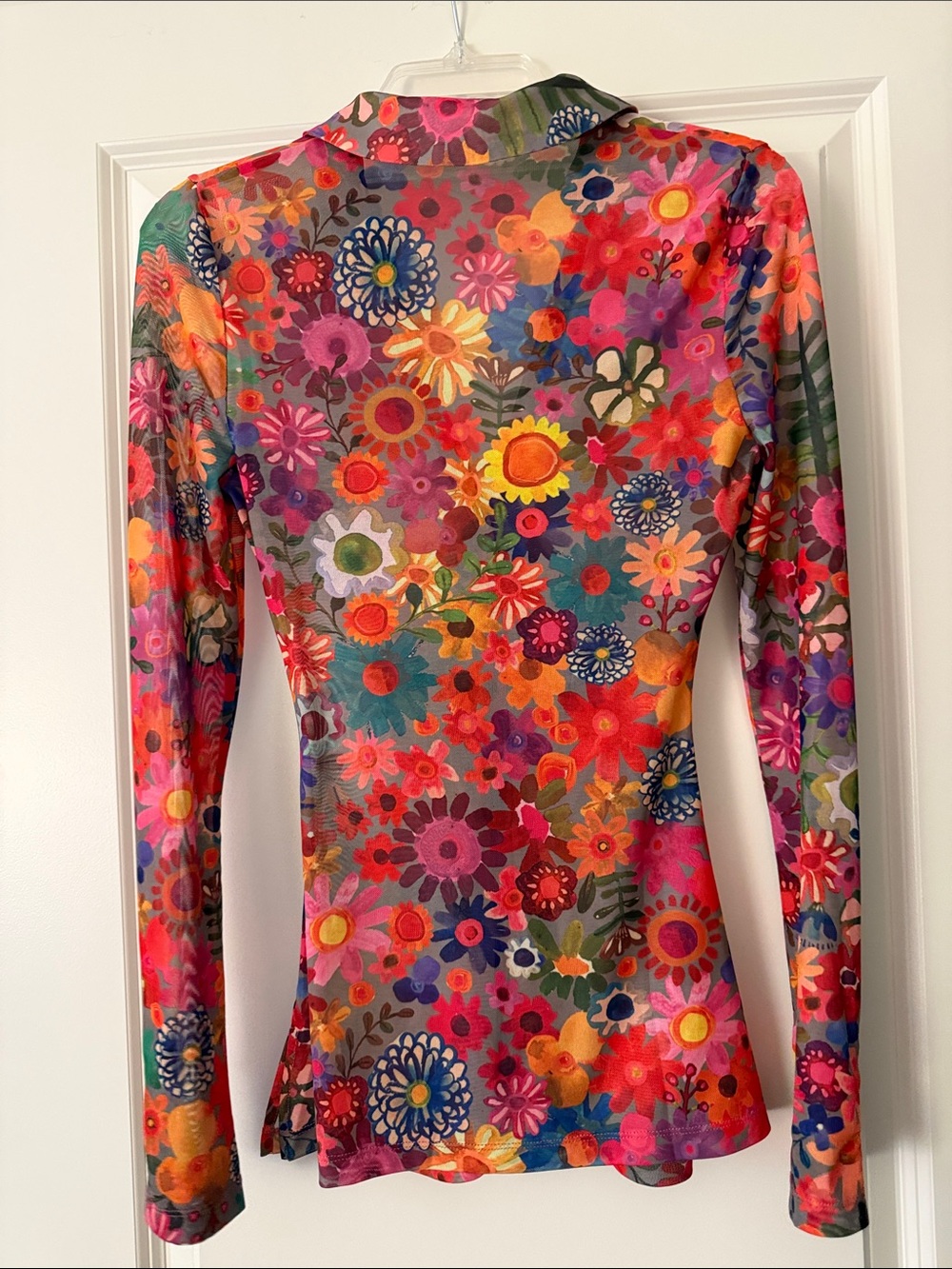 Natural Life sheer Floral Multicolor Long-Sleeve Button Front Top size S - Picture 5 of 5